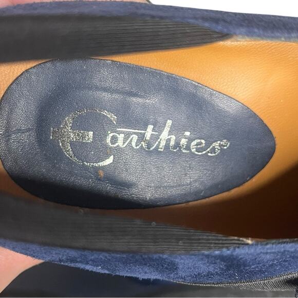 NWOT EARTHIES Bondy Navy Suede w/Leather Stripe Wedge Heel Booties Women’s Sz 10 - Picture 7 of 10